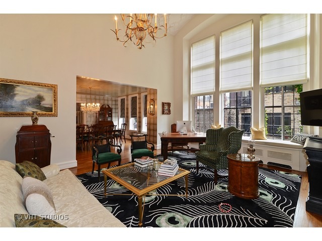 20 E Cedar St #4C, Chicago, IL 60611 photo 3