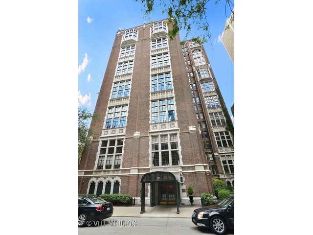 20 E Cedar St #4C, Chicago, IL 60611 photo 1