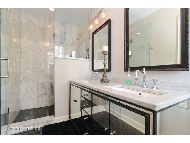 20 E Cedar St #4C, Chicago, IL 60611 photo 12