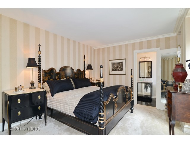 20 E Cedar St #4C, Chicago, IL 60611 photo 9