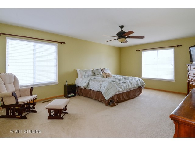 4016 Hoffman St, Plano, IL 60545 photo 8