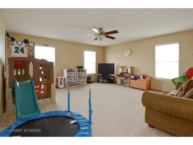 4016 Hoffman St, Plano, IL 60545 photo 14