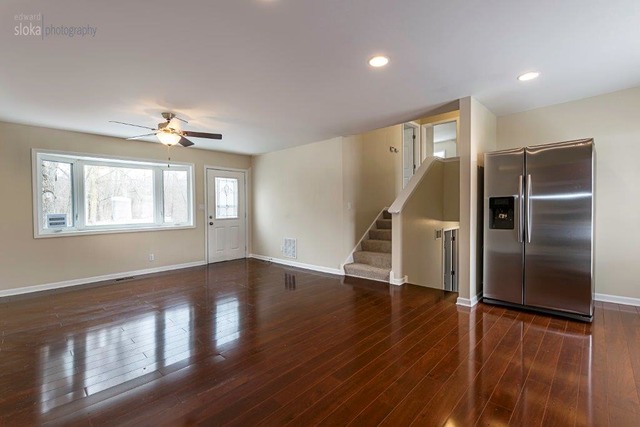 2704 Old Oak Dr, Mchenry, IL 60050 photo 5