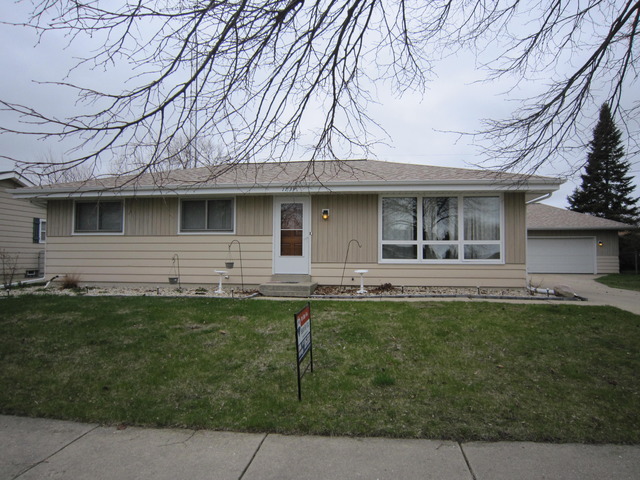 1734 20th Ave, Kenosha, WI 53140 photo 1