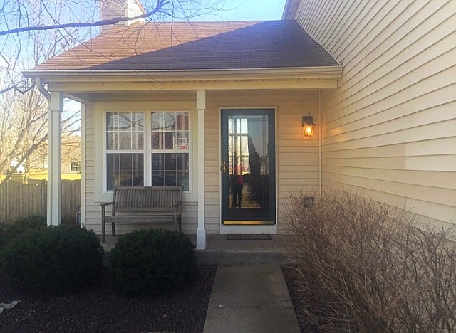 2104 Winding Lakes Dr, Plainfield, IL 60586 photo 2