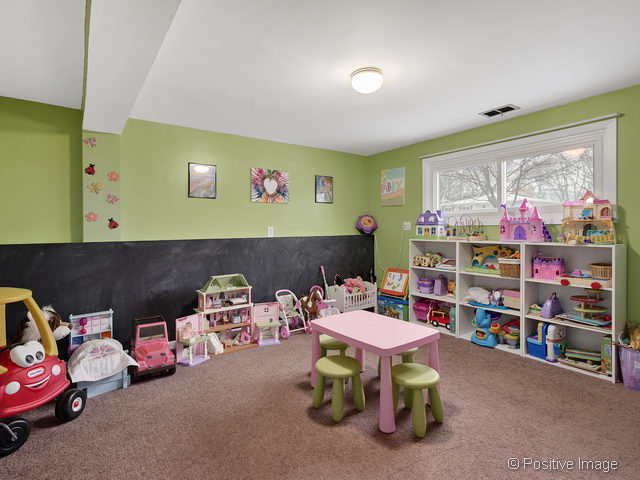 1300 Dawes Ave, Wheaton, IL 60189 photo 15