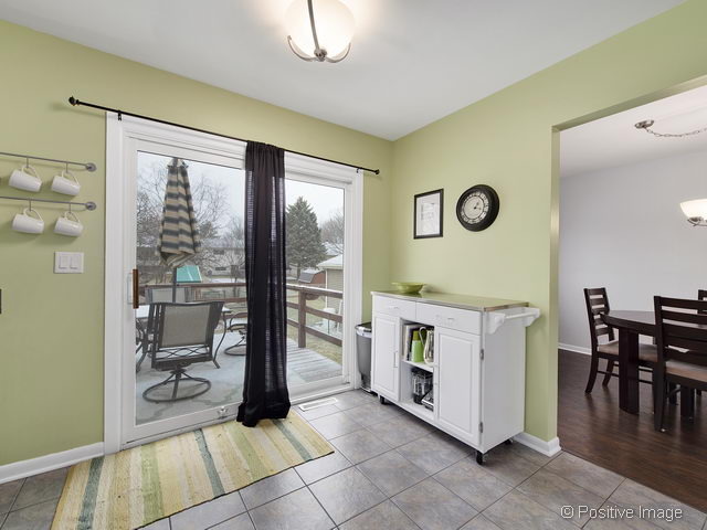 1300 Dawes Ave, Wheaton, IL 60189 photo 10