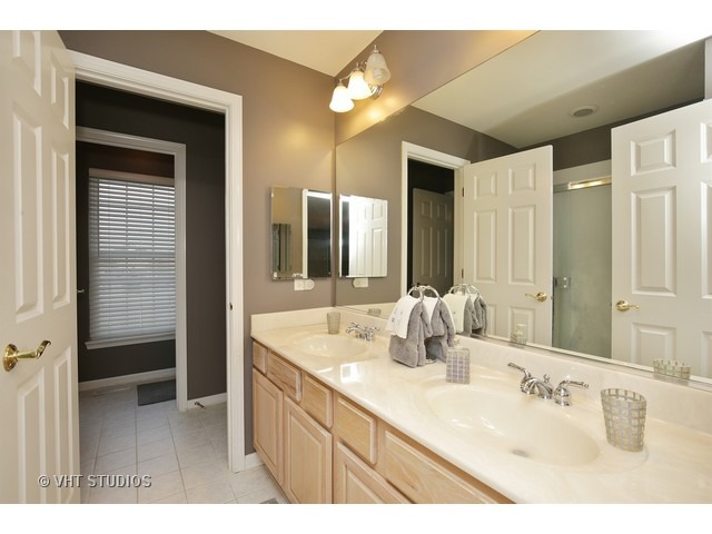 1020 Estancia Ln, Algonquin, IL 60102 photo 21