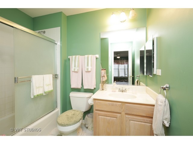 1020 Estancia Ln, Algonquin, IL 60102 photo 22