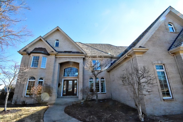 17623 S Richmond Rd, Plainfield, IL 60586 photo 2