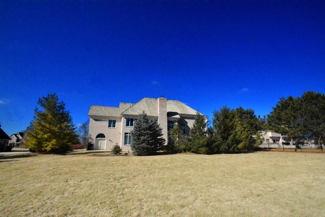 17623 S Richmond Rd, Plainfield, IL 60586 photo 4