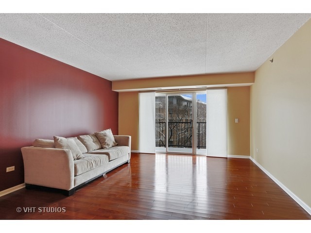 8030 Riverwalk Dr #5E, Lyons, IL 60534 photo 3