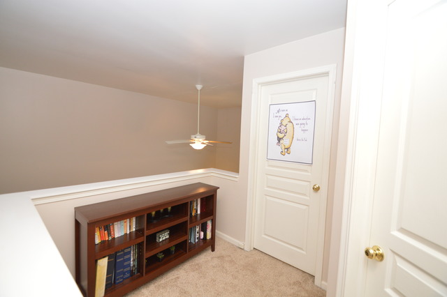 912 Mesa Dr, Elgin, IL 60123 photo 13