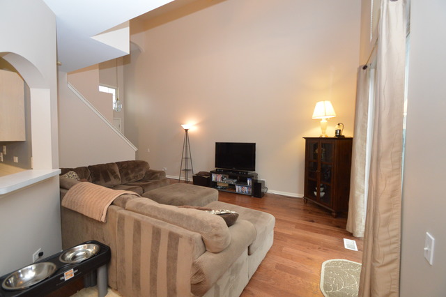 912 Mesa Dr, Elgin, IL 60123 photo 6