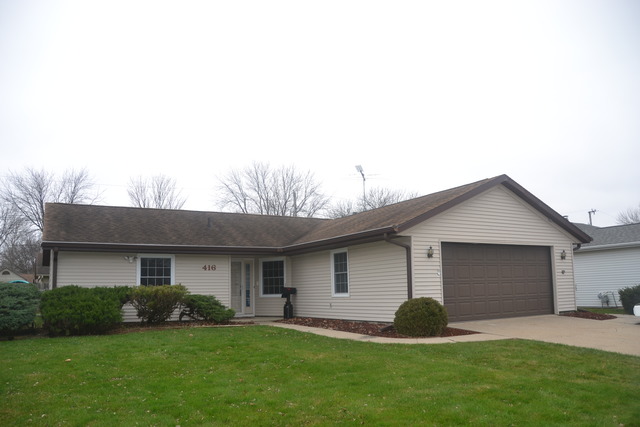 416 Apple St, Dixon, IL 61021 photo 1