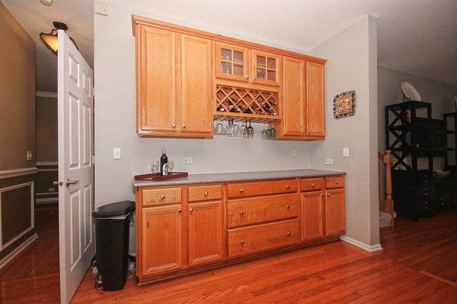 1214 Hunters Rdg, Hoffman Estates, IL 60192 photo 8