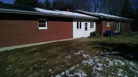 38 W421 Heatherfield Dr, Elgin, IL 60124 photo 21