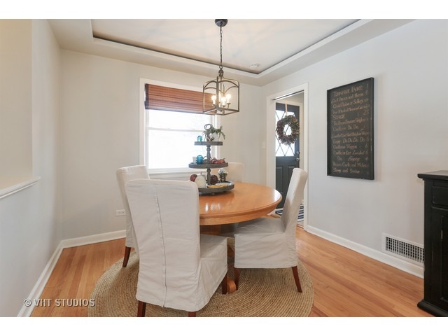 221 N Wille St, Mount Prospect, IL 60056 photo 4