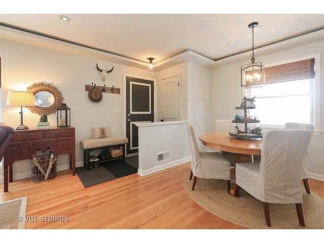 221 N Wille St, Mount Prospect, IL 60056 photo 13