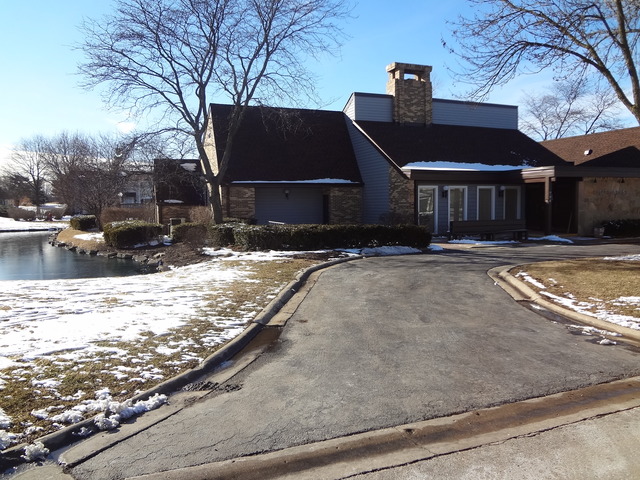 653 Lakeside Cir Dr, Wheeling, IL 60090 photo 23