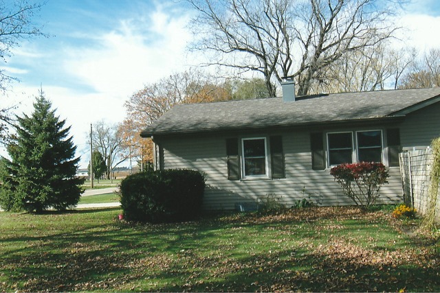 12308 Price Rd, Hebron, IL 60034 photo 3