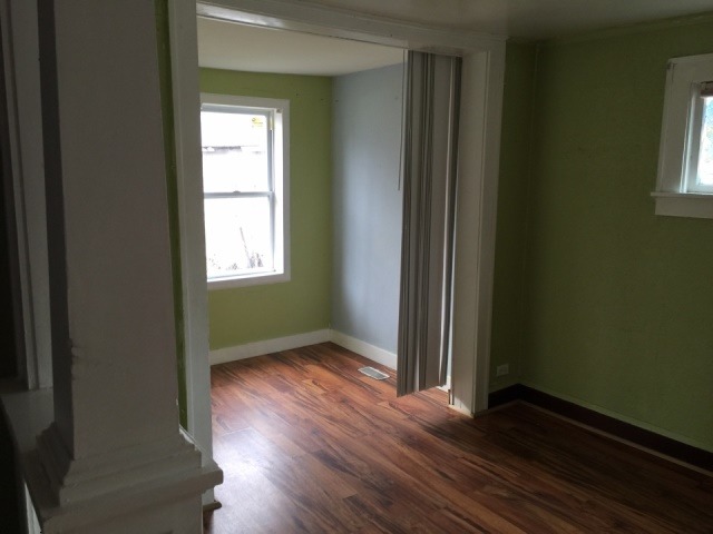357 Spring St, Joliet, IL 60435 photo 7