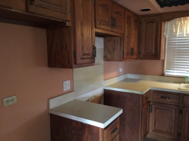 357 Spring St, Joliet, IL 60435 photo 10