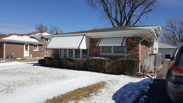 2249 S Wolf Rd, Des Plaines, IL 60018 photo 1