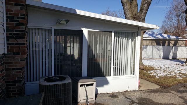 2249 S Wolf Rd, Des Plaines, IL 60018 photo 12