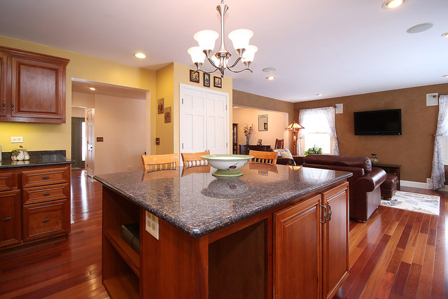 1115 E Lowden Ave, Wheaton, IL 60189 photo 10