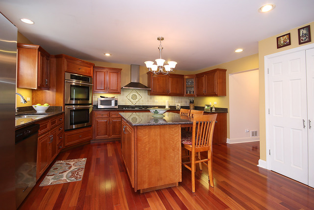 1115 E Lowden Ave, Wheaton, IL 60189 photo 7