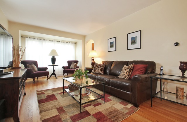 6722 W Devon Ave, Chicago, IL 60631 photo 2