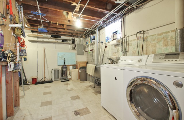6722 W Devon Ave, Chicago, IL 60631 photo 11