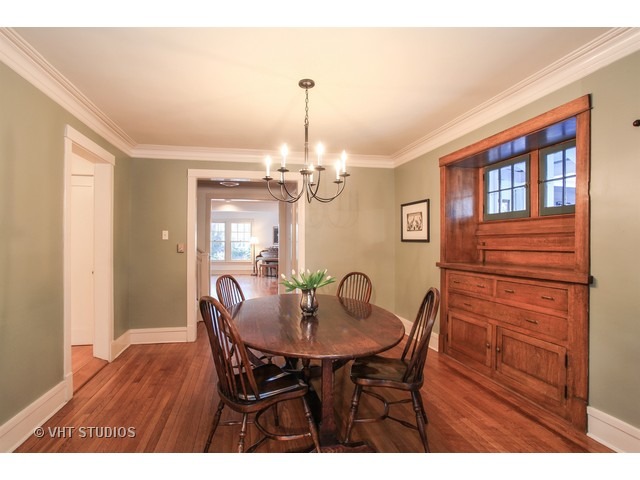2806 Harrison St, Evanston, IL 60201 photo 7