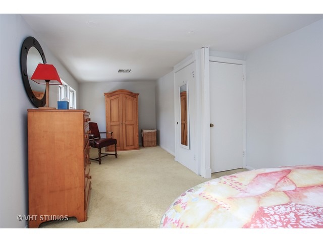 2806 Harrison St, Evanston, IL 60201 photo 18