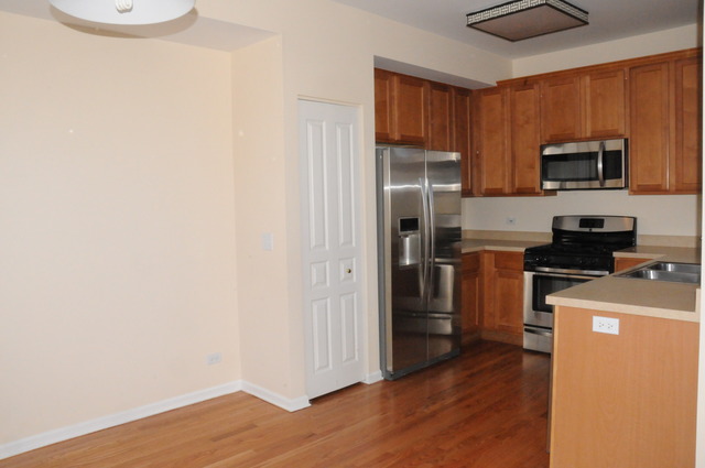 16 Parkside Ct, Algonquin, IL 60102 photo 7