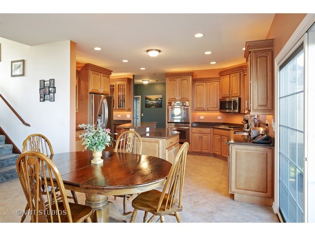 12 Springbrook Ln, Algonquin, IL 60102 photo 4