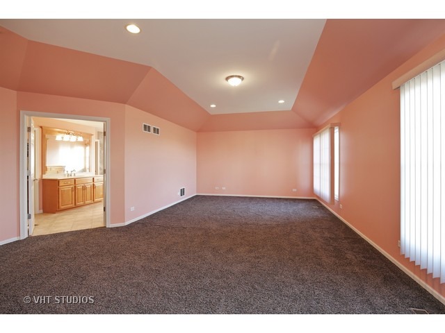 12 Springbrook Ln, Algonquin, IL 60102 photo 9