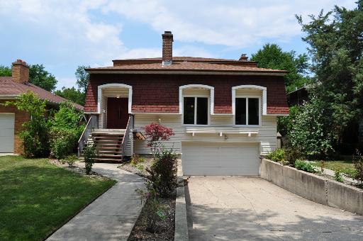 238 Blackhawk Rd, Riverside, IL 60546 photo 1