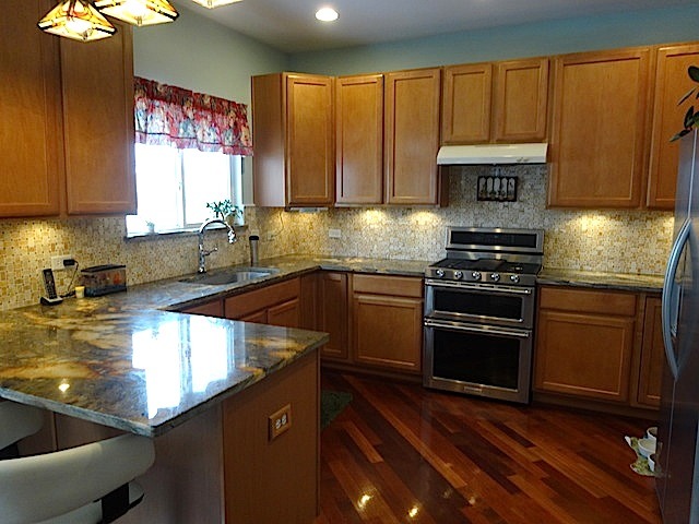 6307 Brunswick Dr, Plainfield, IL 60586 photo 9