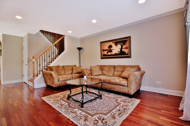 624 Lakeside Cir Dr, Wheeling, IL 60090 photo 4