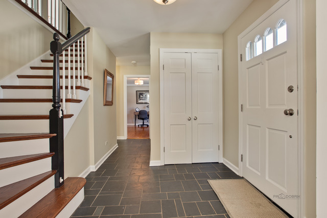 1763 Hackberry Ln, Lake Forest, IL 60045 photo 2