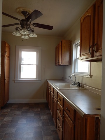 984 S Myrtle Ave, Kankakee, IL 60901 photo 7
