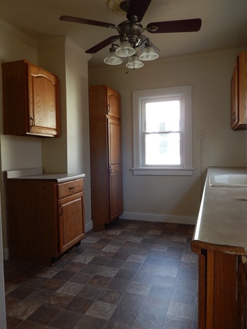 984 S Myrtle Ave, Kankakee, IL 60901 photo 6