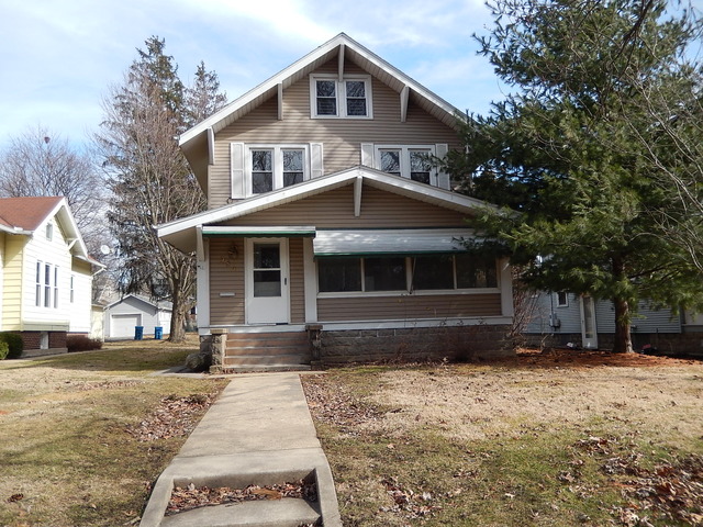 984 S Myrtle Ave, Kankakee, IL 60901 photo 1