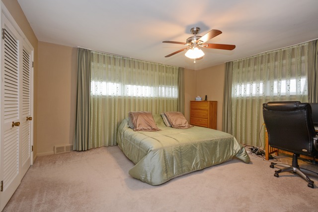 1007 Roslyn Rd, Olympia Fields, IL 60461 photo 7