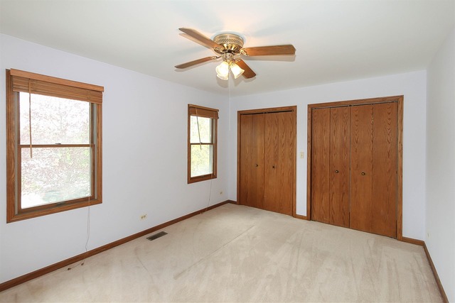 877 Kingston Ln, Bartlett, IL 60103 photo 17