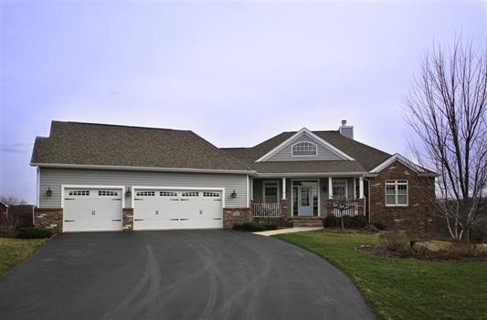 7447 Skyview Trl, Roscoe, IL 61073 photo 2