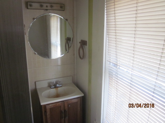 121 E Hardanger Gate, Lee, IL 60530 photo 6
