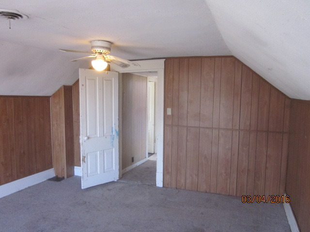 121 E Hardanger Gate, Lee, IL 60530 photo 8